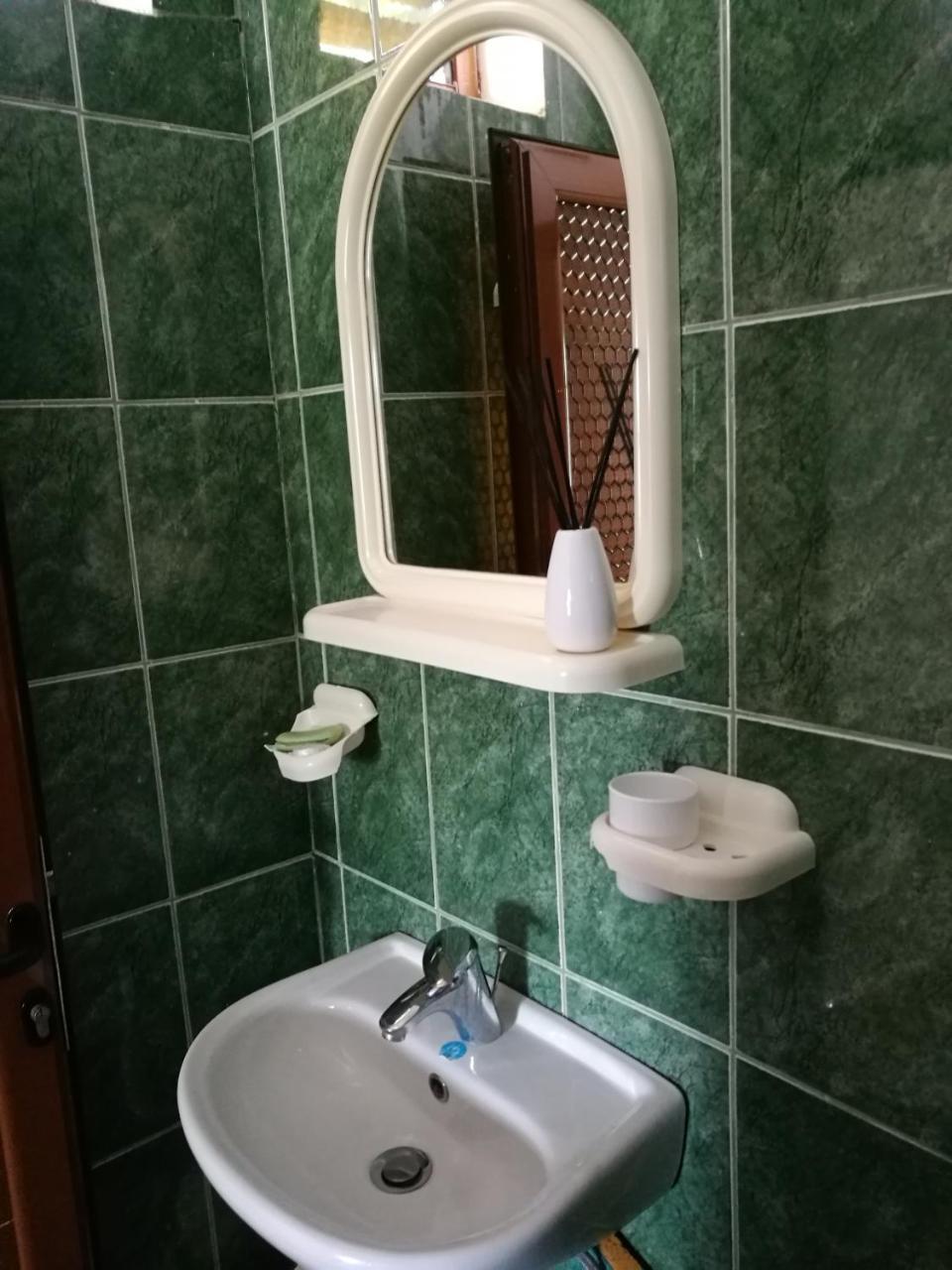 Piqeras Relax Guest House Luaran gambar