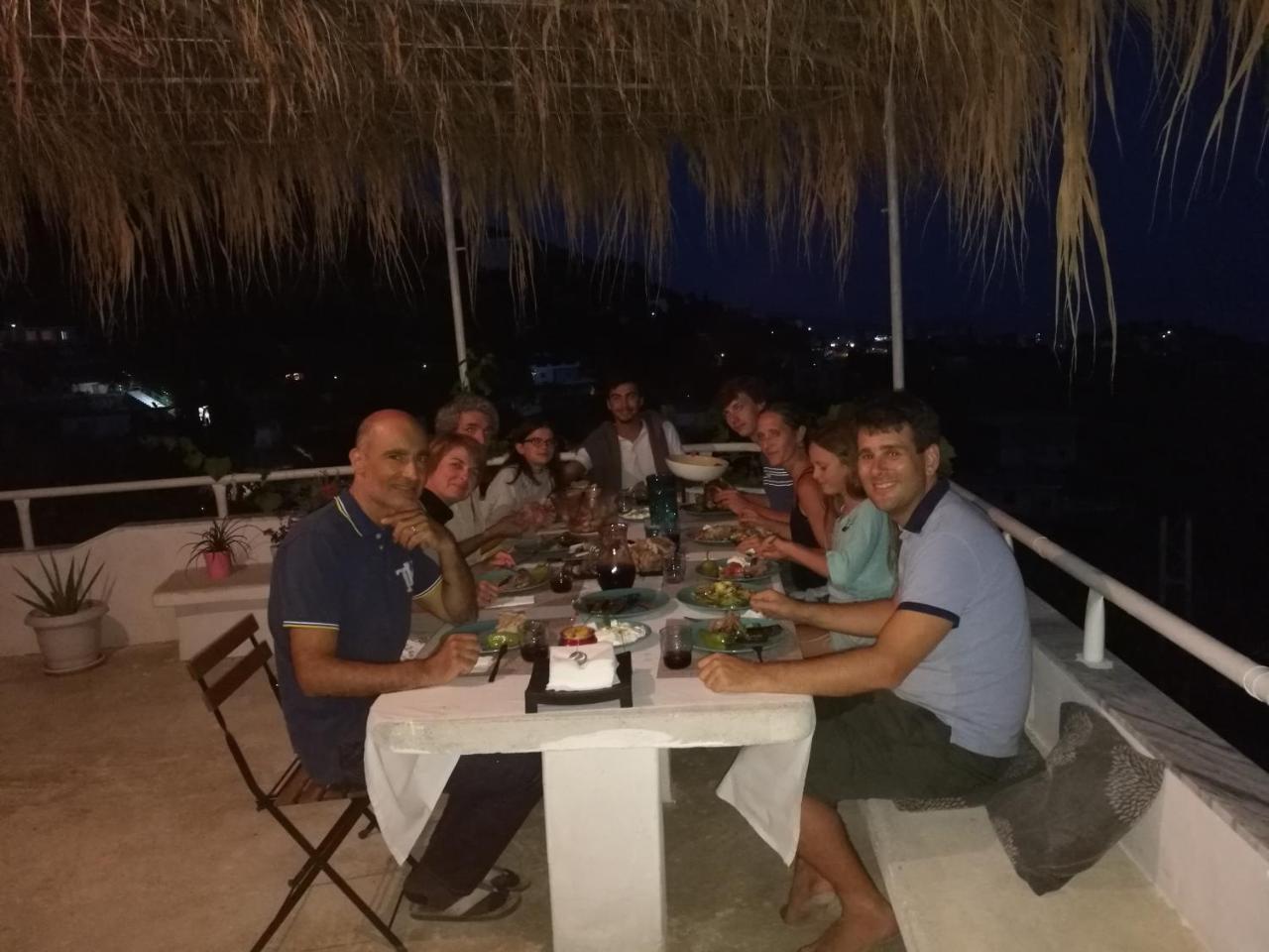 Piqeras Relax Guest House Luaran gambar